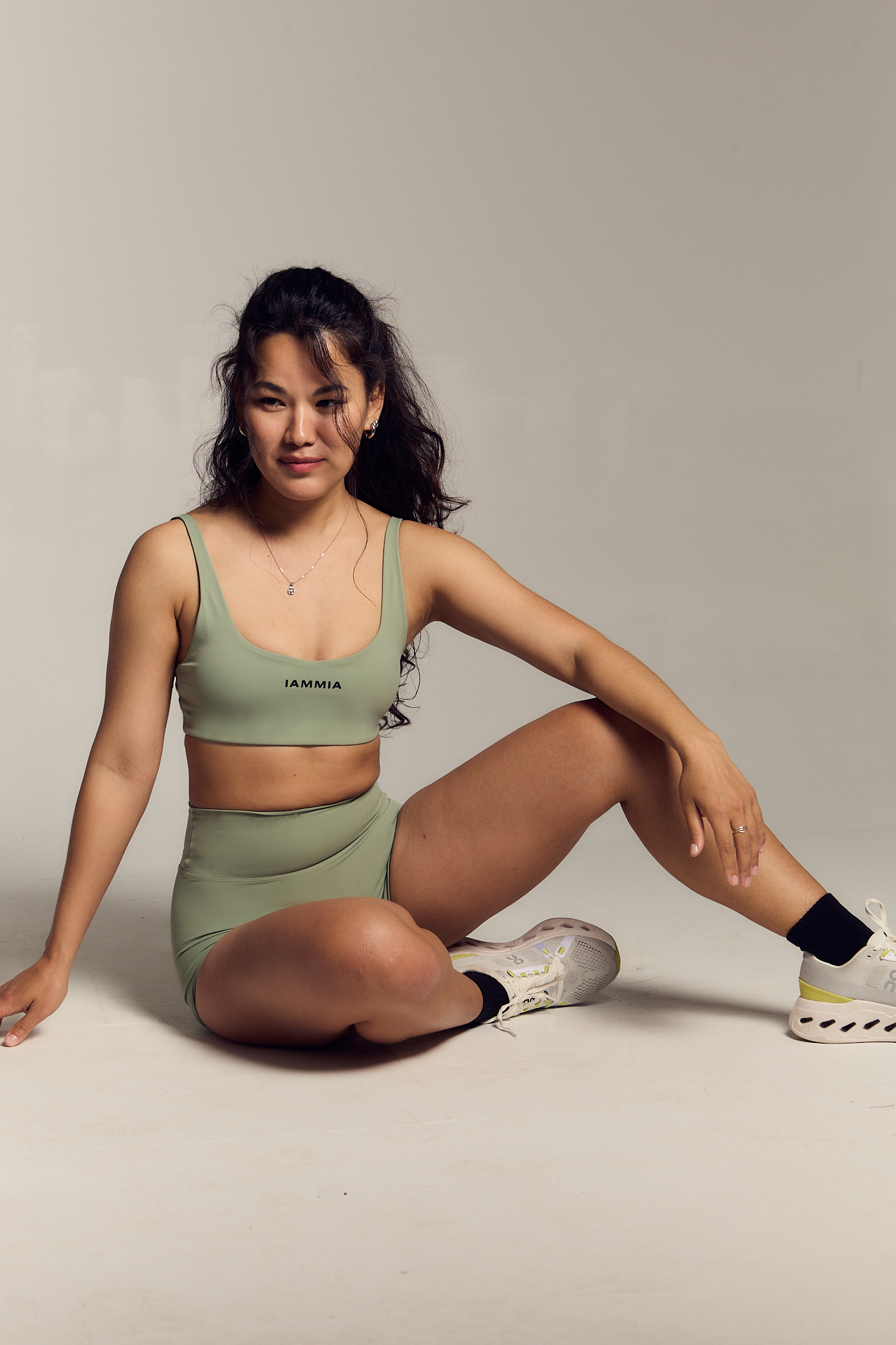 (set) SERENITY Short